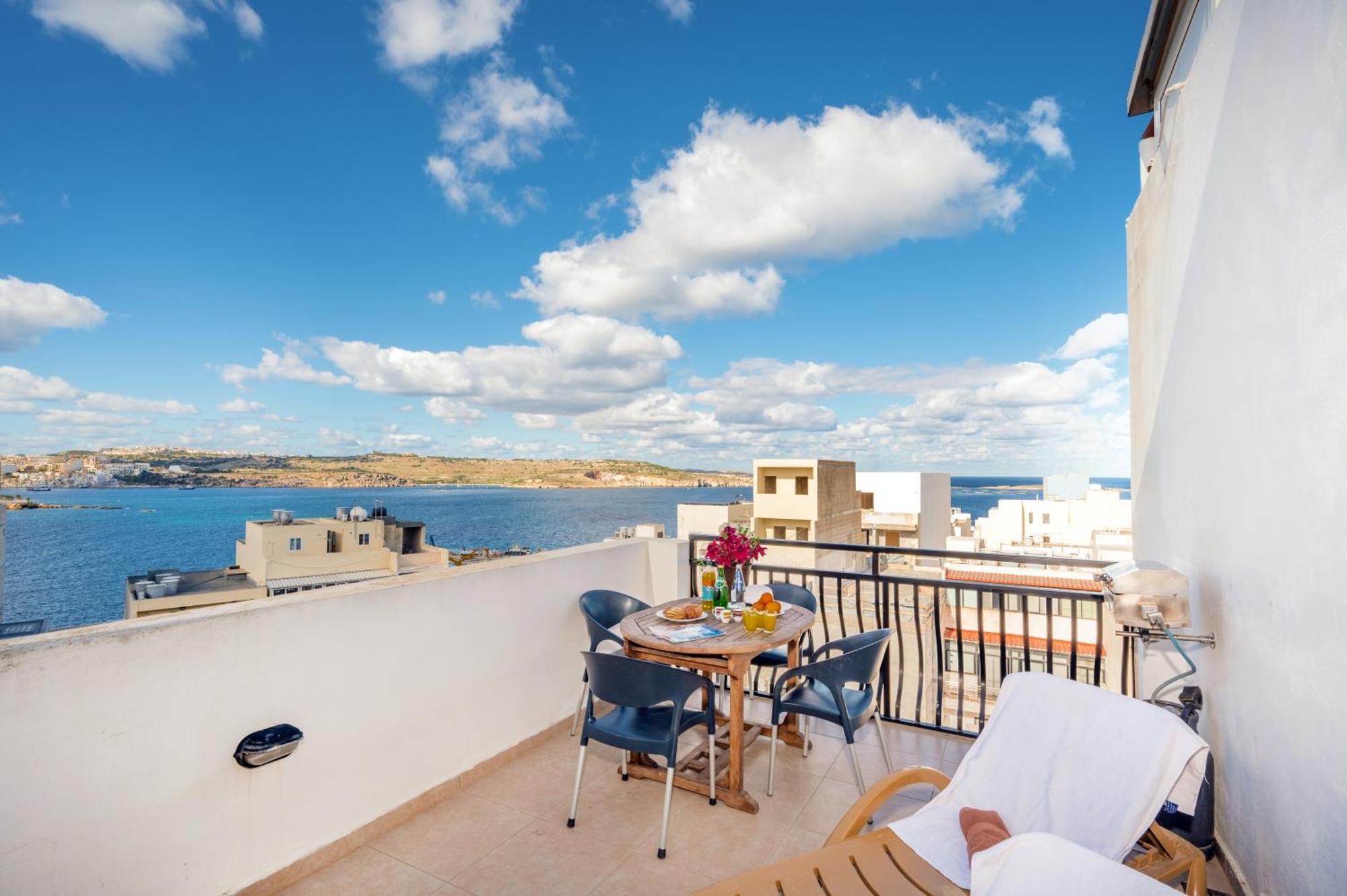 סיינט פול ביי Seashells 2 Bedroom Apartment With Sunny Terrace With Stunning Sea Views - By Getawaysmalta מראה חיצוני תמונה